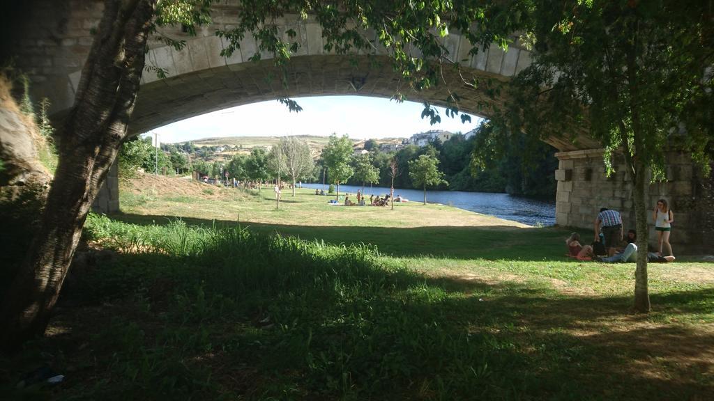 Tierra De Lobos Hotel Puebla de Sanabria Kültér fotó